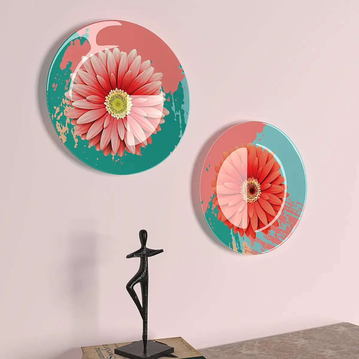 Luxury Wall Plates With Daisy Flower Art Round Shape Decorative Plate, Wall Hanging.