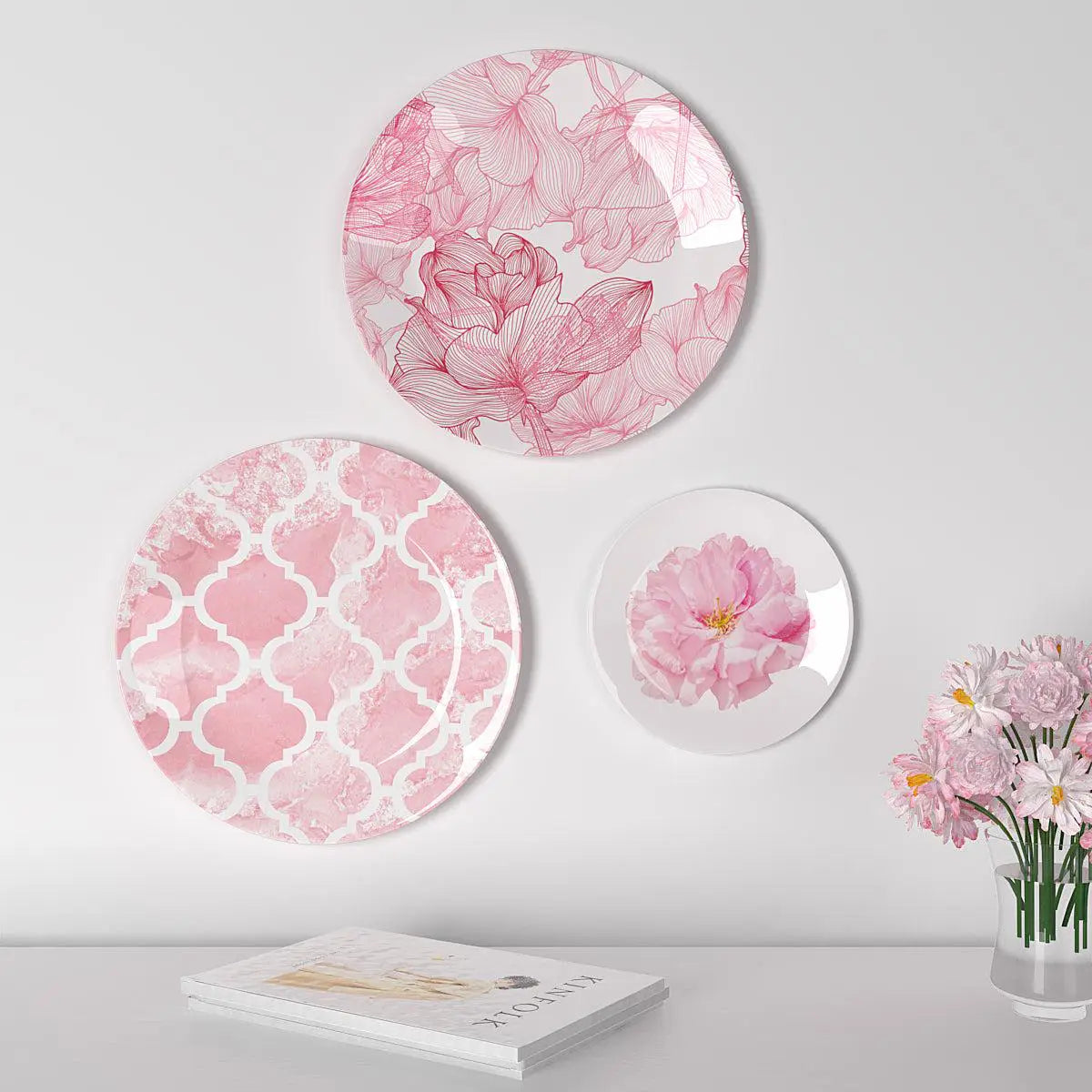 Homscape - Decorative Wall Plates In Pink Abstract Floral Design Set Of 3