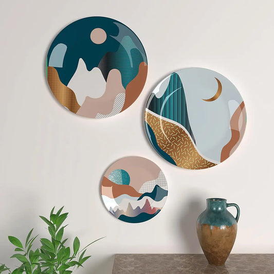 Homscape - Decorative Wall Plates With Modern Art Design Round Shape, Wall Hanging.