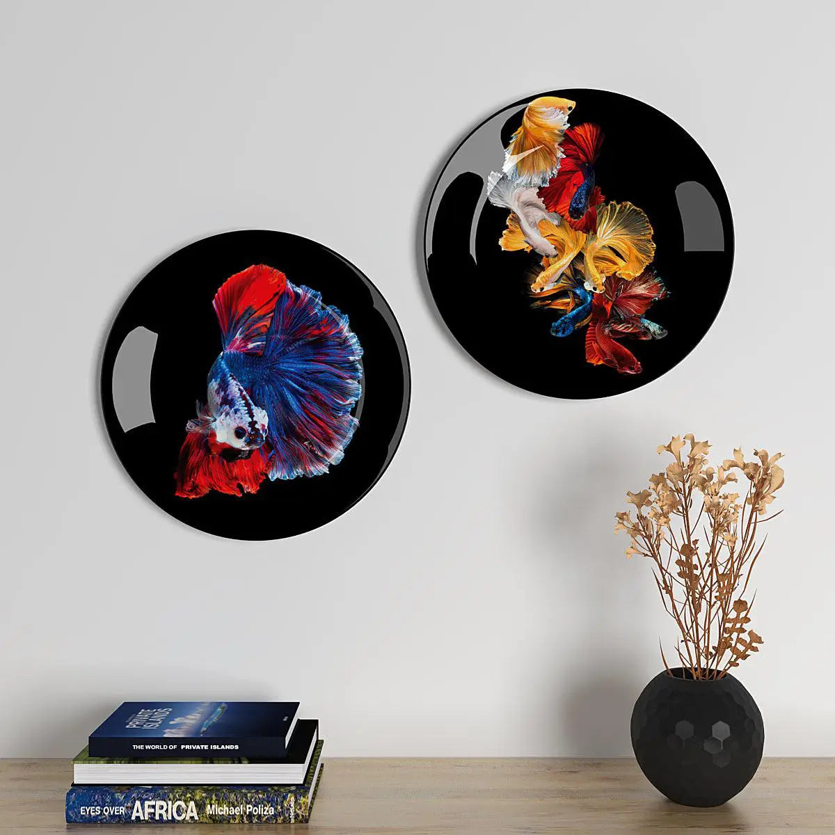 Homscape - Decorative Wall Plates With Colorful Fish Art Round Shape, Wall Hanging.