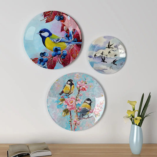 Homscape - Decorative Wall Plates In Colorful Humming Bird Design Set Of 3